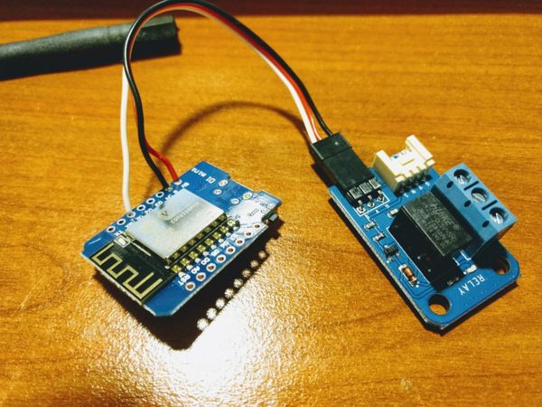 Wemos D1 mini and relay brick